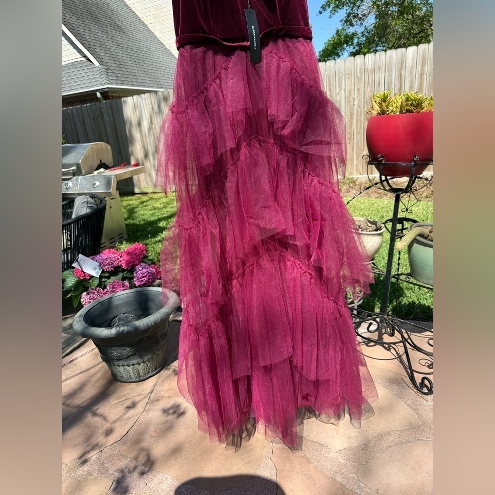 New REVOLVE / BCBGMAXAZRIA Velvet Ruffle Gown in Cabernet Size medium - Picture 9 of 17